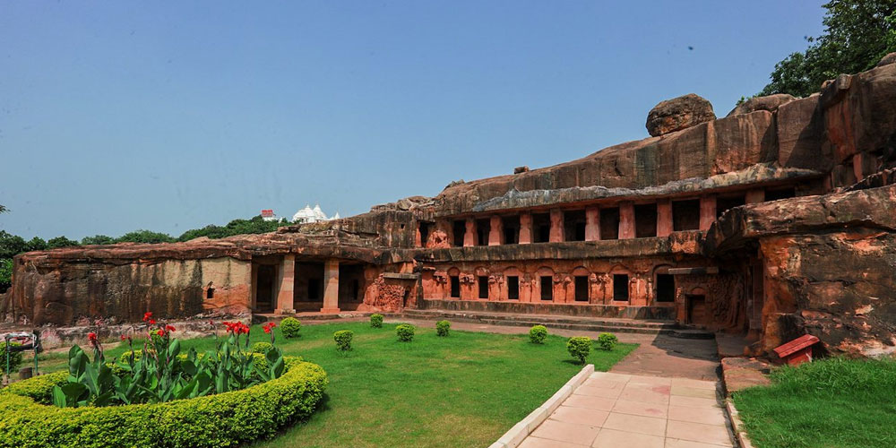 Best Local Travel Agent in Bhubaneswar Odisha - Plan Your Perfect Trip with Holiday Hopp